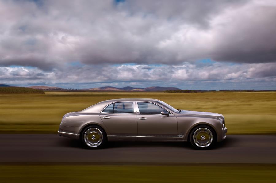  Bentley Mulsanne 2010 года  (фото 119 из 262)